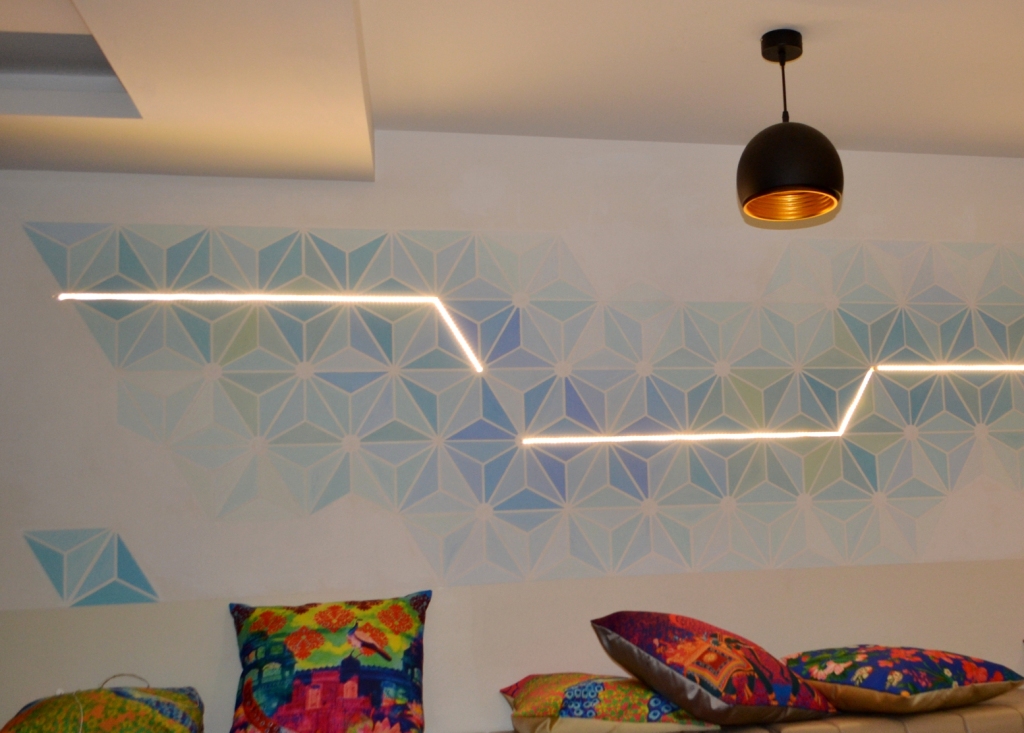 Wall mural of geometric pattern